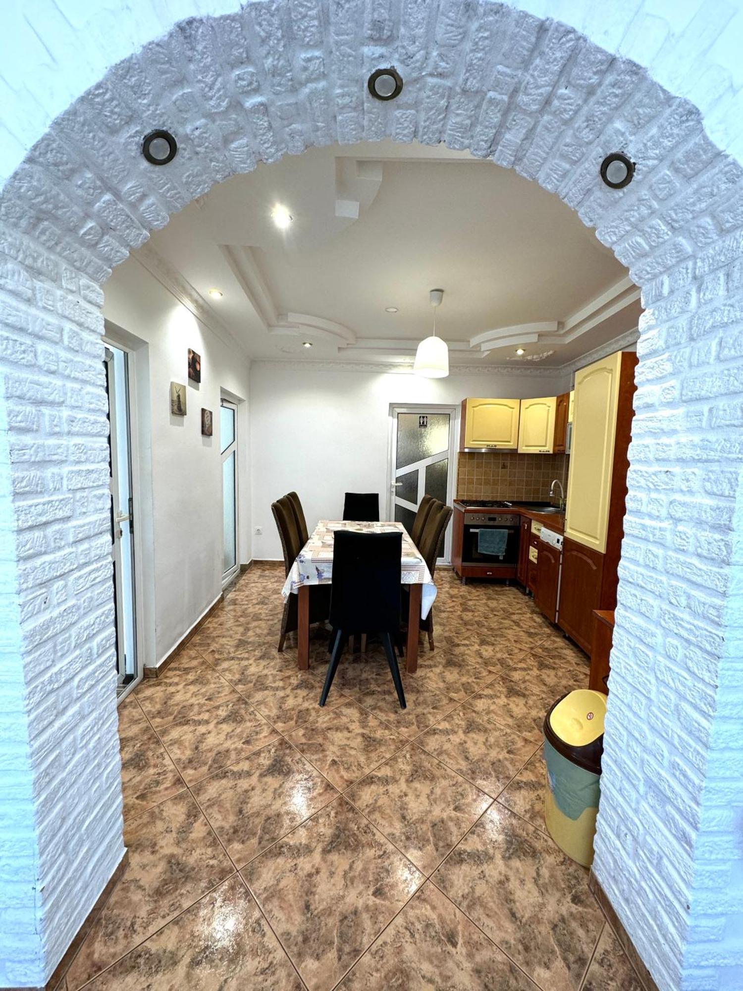 Flh - Mira Apartments Sibiu Eksteriør billede